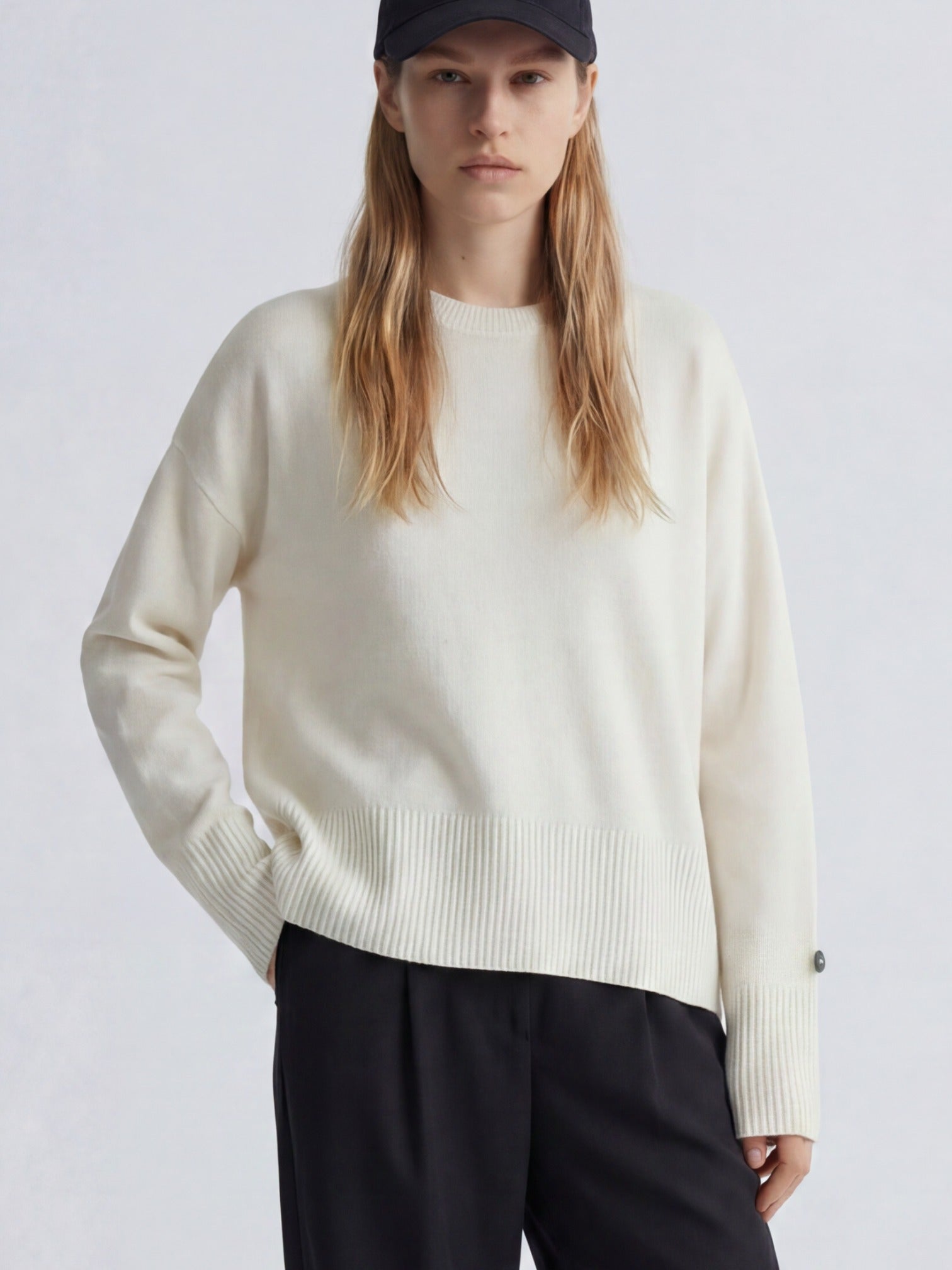 CREW NECK CREAM