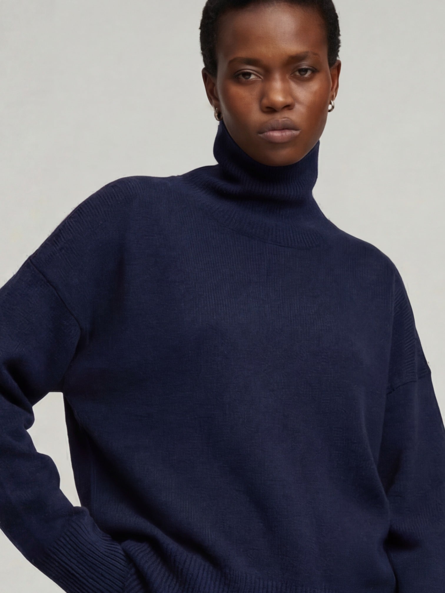 TURTLENECK NAVY